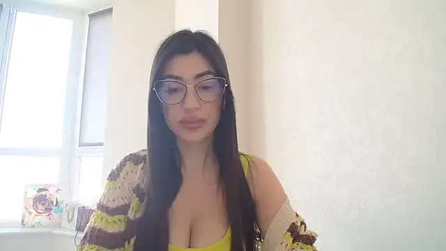 Bellavita  online show from 03.22.25