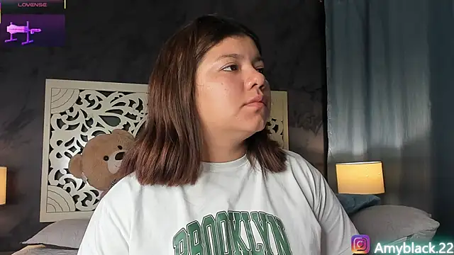 Snapshot of Amyblack__ chatting on 02.18.26 Amyblack online show from 02.18.26