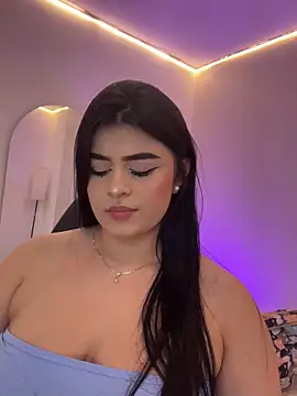 Kariina  69 online show from 10.20.25