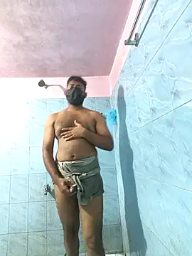 Snapshot of UrbanUtopia chatting on 10.28.25 UrbanUtopia online show from 10.28.25