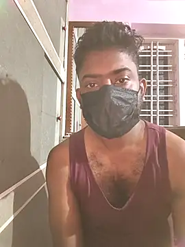 Snapshot of UrbanUtopia chatting on 11.11.25 UrbanUtopia online show from 11.11.25