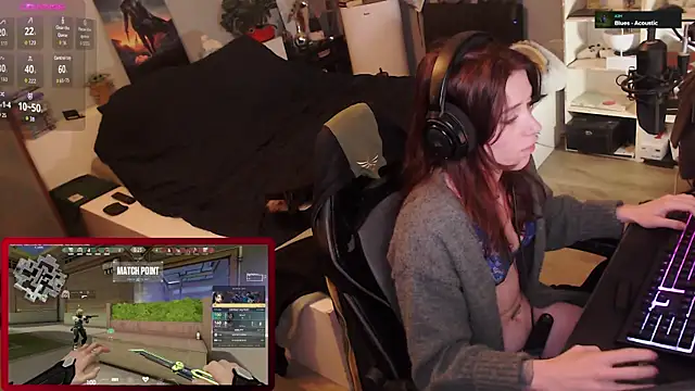 Snapshot of Horny_Makima chatting on 11.01.25 Horny Makima online show from 11.01.25