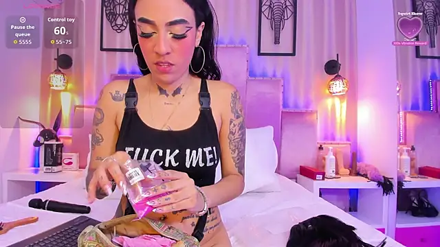 SamanthaAdele online show from 10.15.25