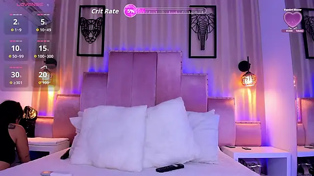 SamanthaAdele online show from 10.30.25