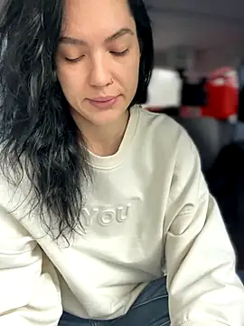 MeekyRich online show from 10.06.25