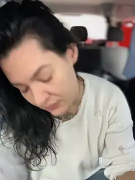 MeekyRich online show from 10.11.25