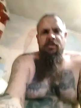 Snapshot of Tattyrob87 chatting on 10.06.25 Tattyrob87 online show from 10.06.25