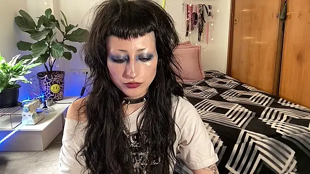 ELENA UMBRA online show from 07.18.26