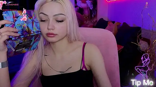 LinaLirian online show from 01.19.26