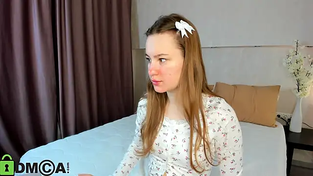 Candy Cansew online show from 11.06.25