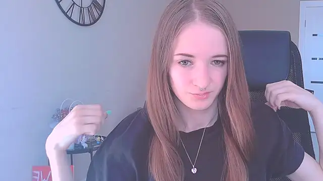 Snapshot of KateKayer chatting on 09.22.25 KateKayer online show from 09.22.25