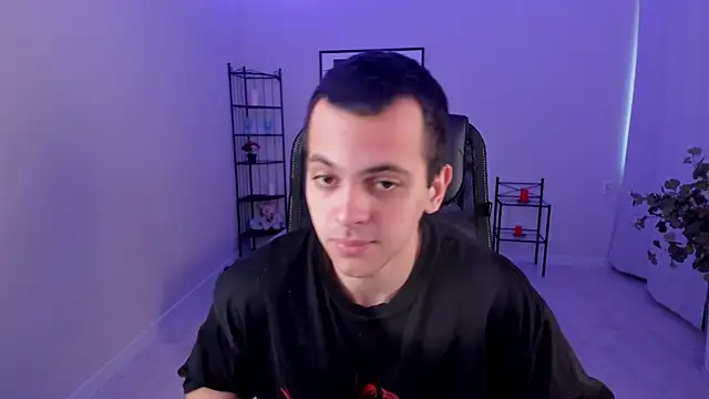 Guido Grossi online show from 03.22.25