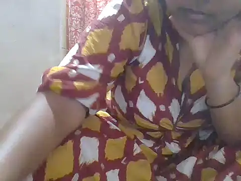 Snapshot of Swathi_8640 chatting on 11.10.25 Swathi 8640 online show from 11.10.25