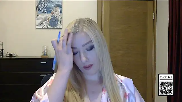 Wild Silk Desire online show from 10.19.25