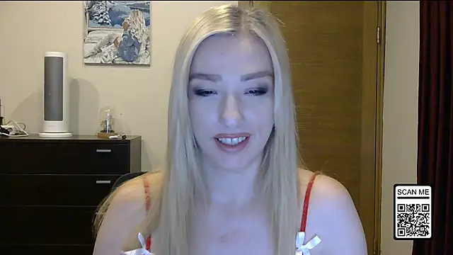 Wild Silk Desire online show from 10.24.25