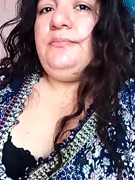 Snapshot of mystery_psique chatting on 04.19.26 mystery psique online show from 04.19.26