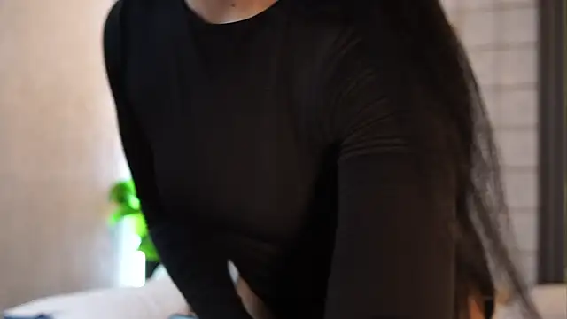 Susan wall online show from 04.13.26