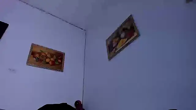 Victoriaa2 Doll online show from 11.13.25