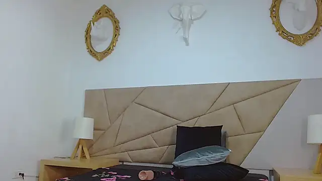 Snapshot of amanda_ramirez chatting on 10.23.25 amanda ramirez online show from 10.23.25