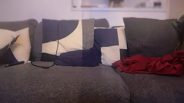 CloudyMuscleBeefy online show from 11.21.25