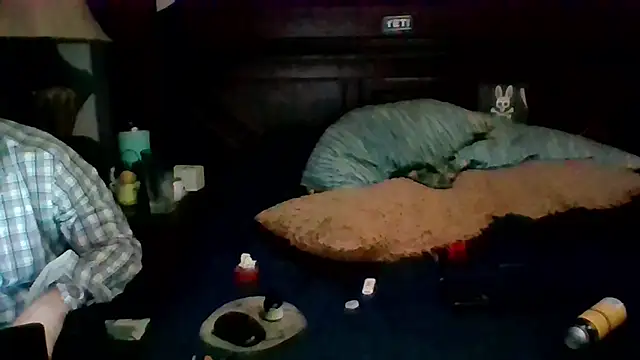 Snapshot of Gc-g chatting on 10.05.25 Gc-g online show from 10.05.25