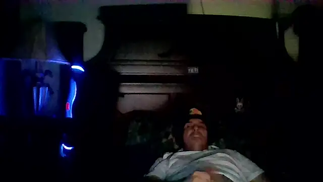 Snapshot of Gc-g chatting on 10.10.25 Gc-g online show from 10.10.25