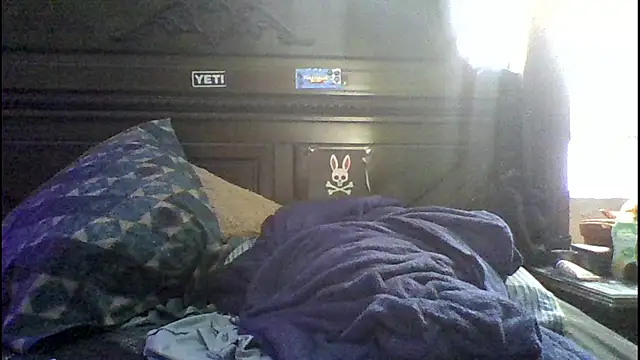 Snapshot of Gc-g chatting on 11.05.25 Gc-g online show from 11.05.25