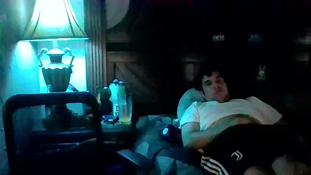 Snapshot of Gc-g chatting on 11.07.25 Gc-g online show from 11.07.25