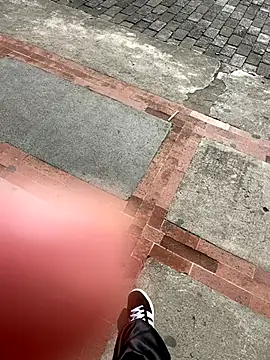 Snapshot of casieee_love chatting on 10.23.25 casieee love online show from 10.23.25