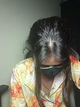 Isha Sax online show from 10.26.25