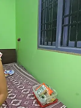 Isha Sax online show from 04.04.26