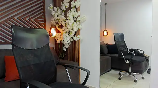 MarcusBlack  online show from 02.12.26