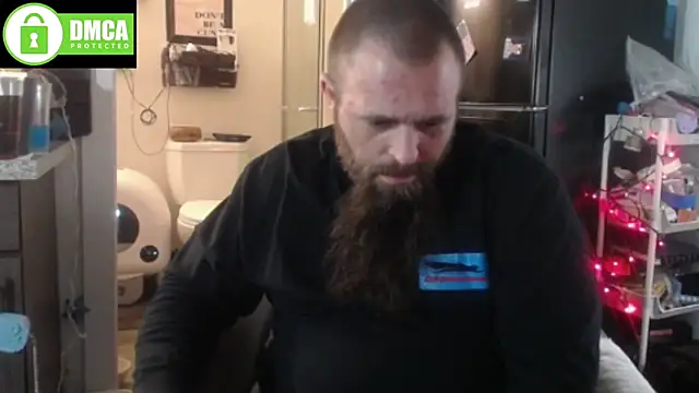 Snapshot of Thumper_ss chatting on 11.02.25 Thumper ss online show from 11.02.25