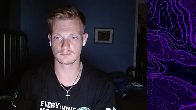 Snapshot of lustylyndon chatting on 09.19.25 lustylyndon online show from 09.19.25