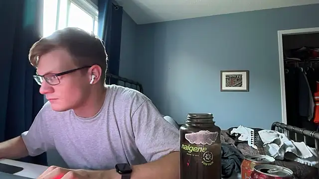 Snapshot of lustylyndon chatting on 07.23.26 lustylyndon online show from 07.23.26