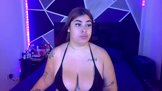 Snapshot of jazminslut chatting on 05.04.26 jazminslut online show from 05.04.26