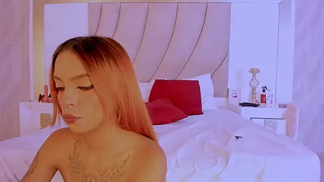 AnnahiBaker online show from 10.11.25