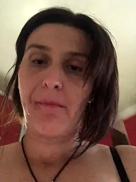 Snapshot of NikaSwan2831 chatting on 09.24.25 NikaSwan2831 online show from 09.24.25