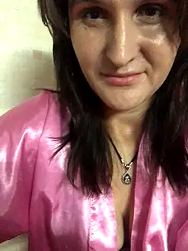 Snapshot of NikaSwan2831 chatting on 10.14.25 NikaSwan2831 online show from 10.14.25