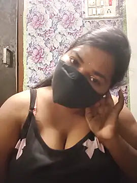 Liyaa 24 online show from 03.05.26