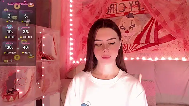 Snapshot of HolyMiax chatting on 10.26.25 HolyMiax online show from 10.26.25