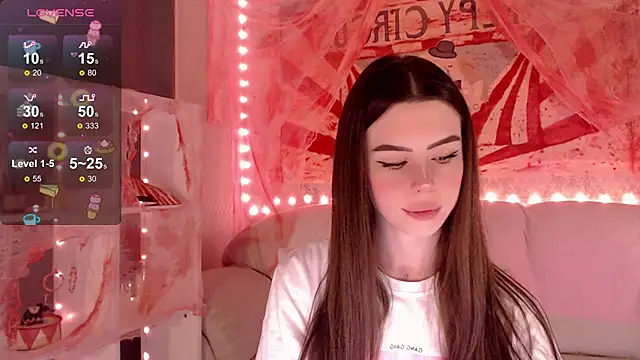 Snapshot of HolyMiax chatting on 10.31.25 HolyMiax online show from 10.31.25