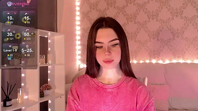 Snapshot of HolyMiax chatting on 11.07.25 HolyMiax online show from 11.07.25