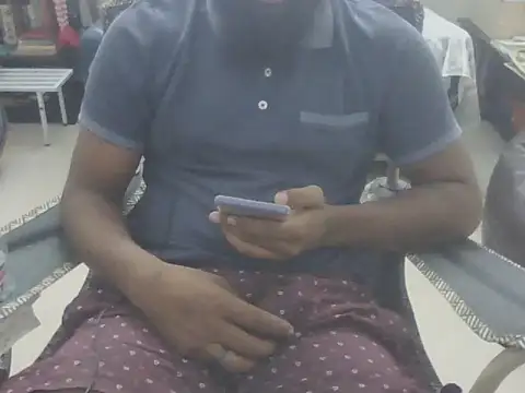 Snapshot of Matt6102 chatting on 11.13.25 Matt6102 online show from 11.13.25