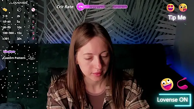 Snapshot of ChristyCrayme chatting on 05.27.26 ChristyCrayme online show from 05.27.26