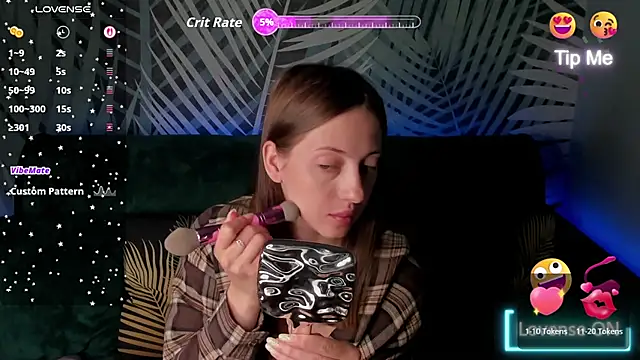 Snapshot of ChristyCrayme chatting on 05.29.26 ChristyCrayme online show from 05.29.26