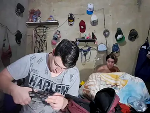 Snapshot of twodoo chatting on 02.17.26 twodoo online show from 02.17.26