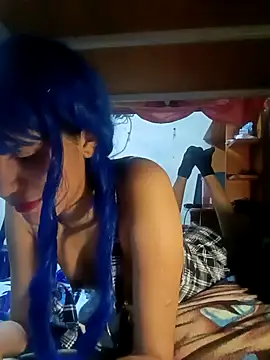 Snapshot of famousfox-69 chatting on 03.04.26 famousfox-69 online show from 03.04.26