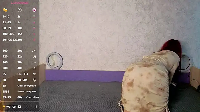 Snapshot of Mini_Lady1 chatting on 09.27.25 Mini Lady1 online show from 09.27.25