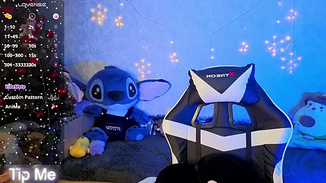 Mini Lady1 online show from 12.20.25